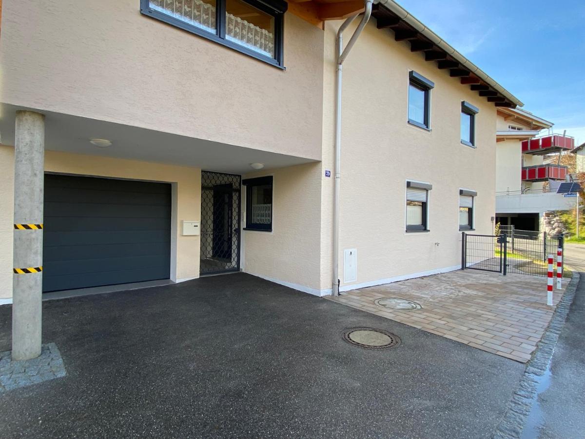 Ferienwohnung Mit Salzachblick Laufen Bagian luar foto