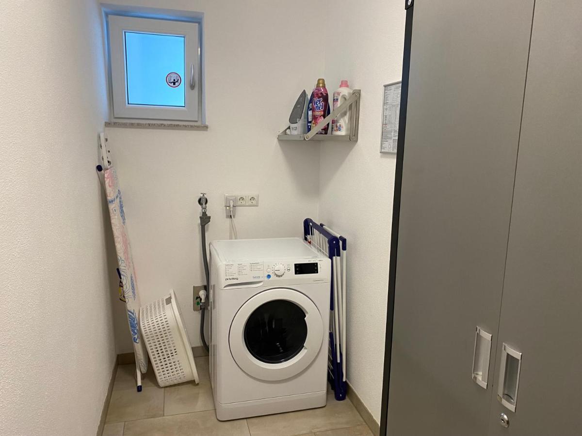 Ferienwohnung Mit Salzachblick Laufen Bagian luar foto
